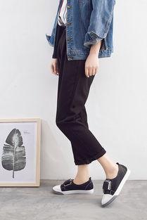 国产皮鞋搭配穿搭视频女,国产皮鞋引领潮流女生穿搭风采