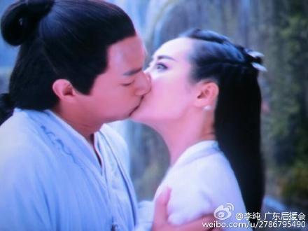 国产剧配角吻戏视频合集,国产剧配角甜蜜吻戏瞬间大盘点